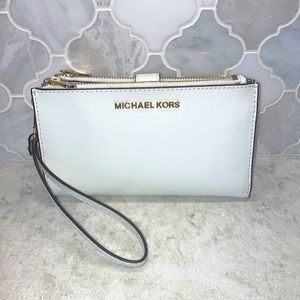 Michael Kors wristlet